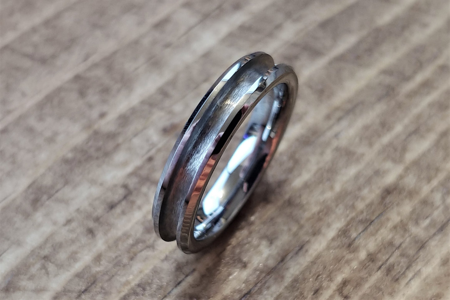 4MM Bands - Tungsten and Ceramic